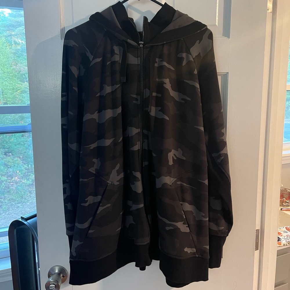 althleta triumph hoodie 3x